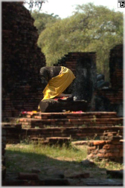 Torso einer Buddha-Statue im Wat Phra Sri Sanphet